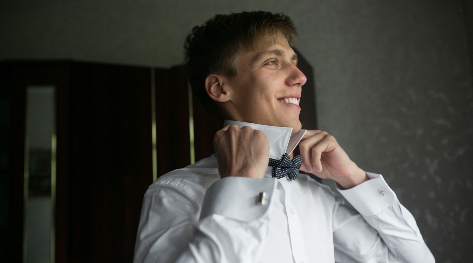 The Benefits of Wearing Cufflinks: Timeless Elegance for the Modern Gentleman