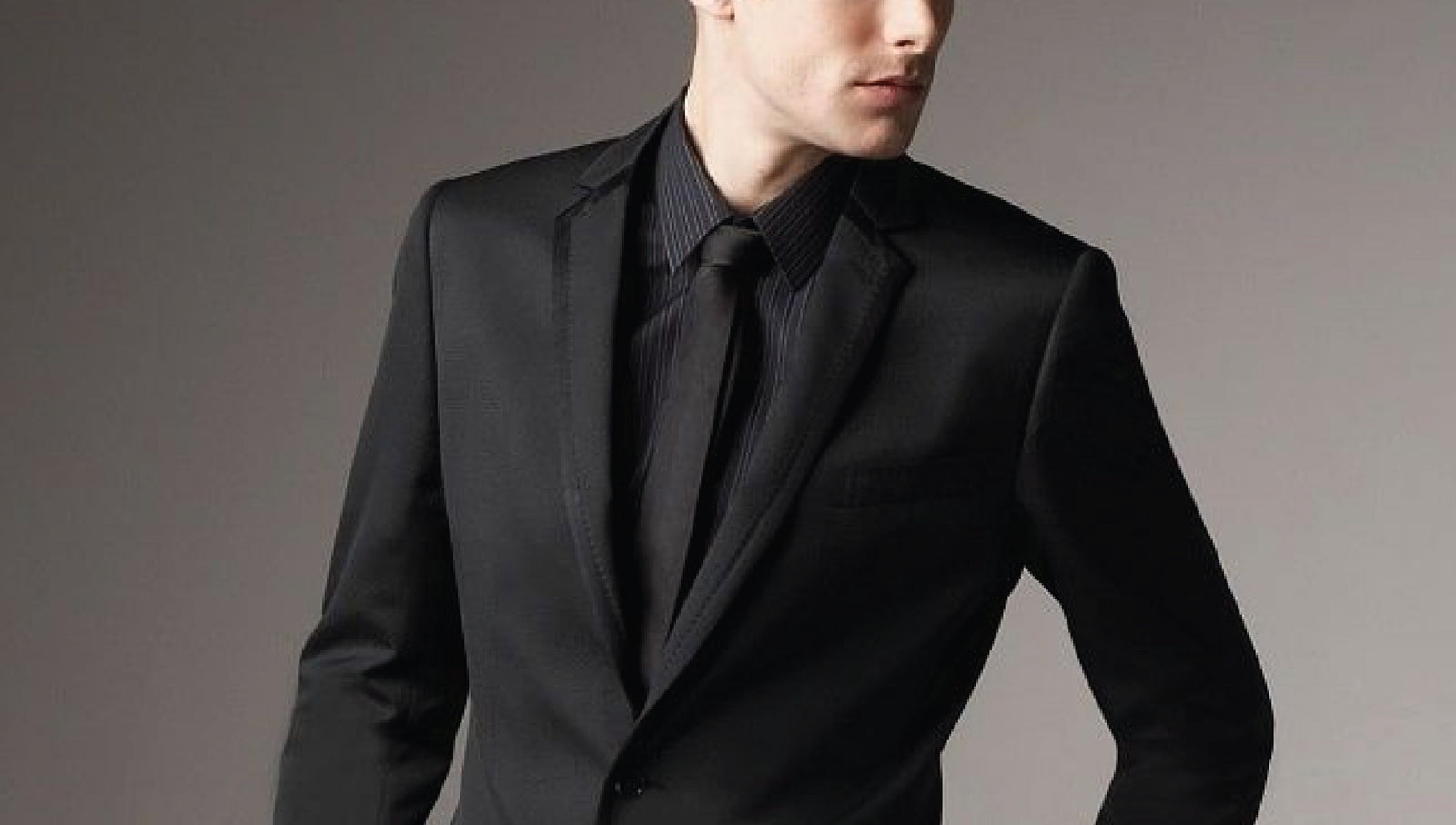 How To Pair Cufflinks With A Black Shirt